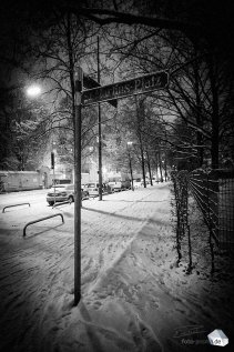 Silent Empty Winter Night - Straßenschild St.-Martins-Platz (Foto: Eric Paul)